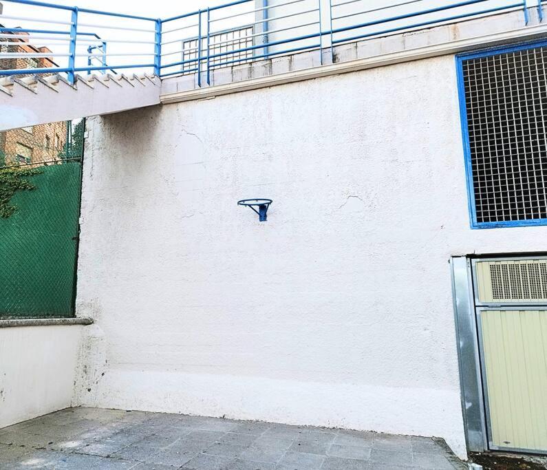 Castro-Urdiales Apartamento 3 Minutos De La Playa Castro Urdiales Eksteriør billede